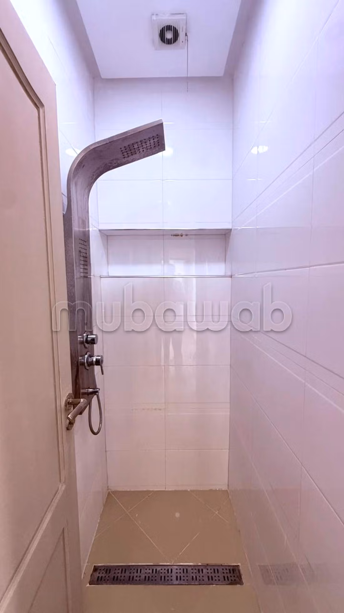 Étage de villa s3 de 110m2 et 60m2 Terrasse à menzah 9