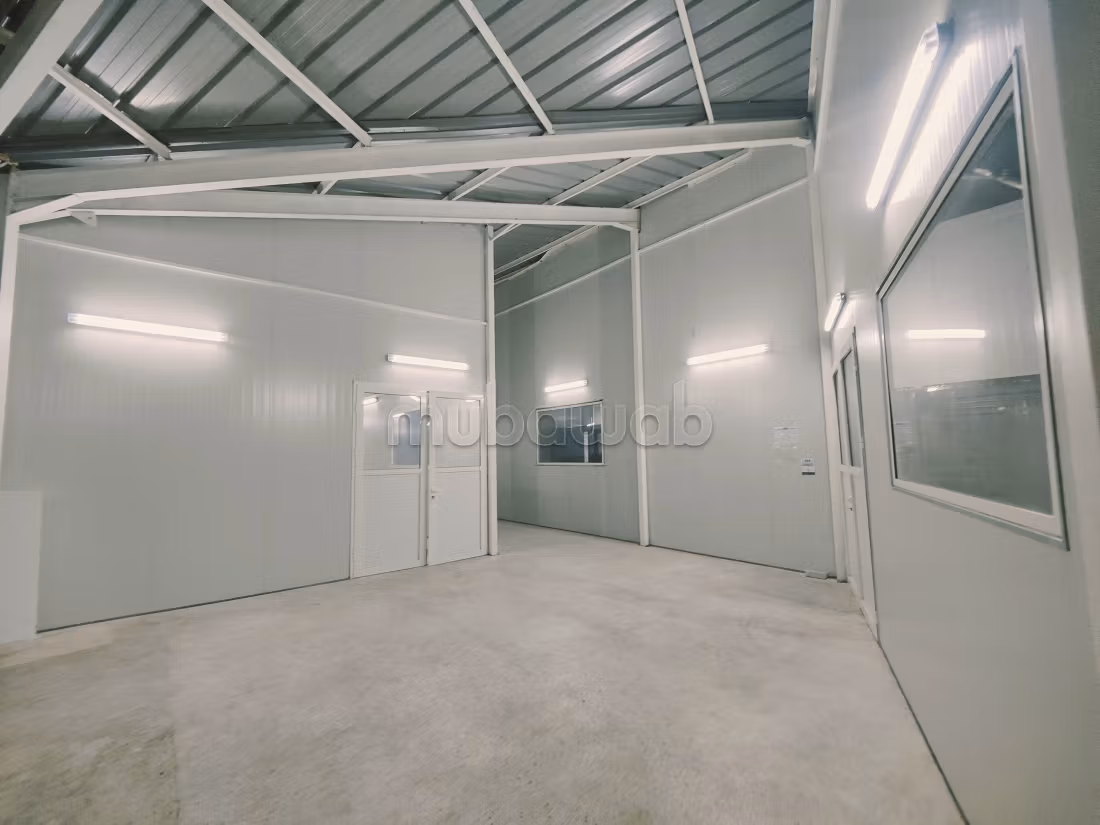 Usine en vente à Aïn Sebaâ. Surface de 1400 m²