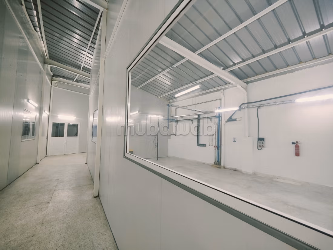 Usine en vente à Aïn Sebaâ. Surface de 1400 m²