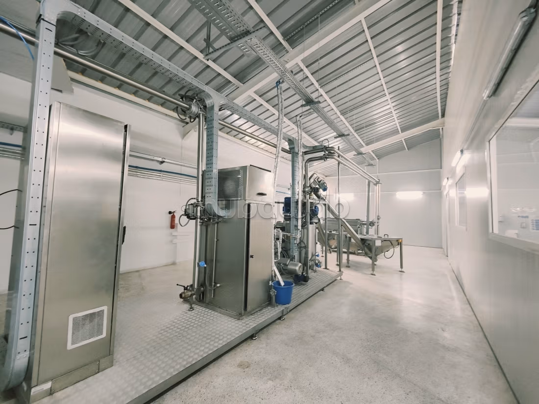 Usine en vente à Aïn Sebaâ. Surface de 1400 m²