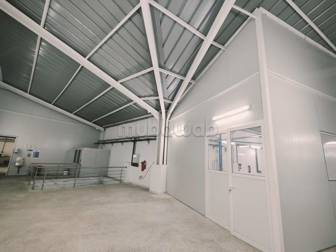 Usine en vente à Aïn Sebaâ. Surface de 1400 m²