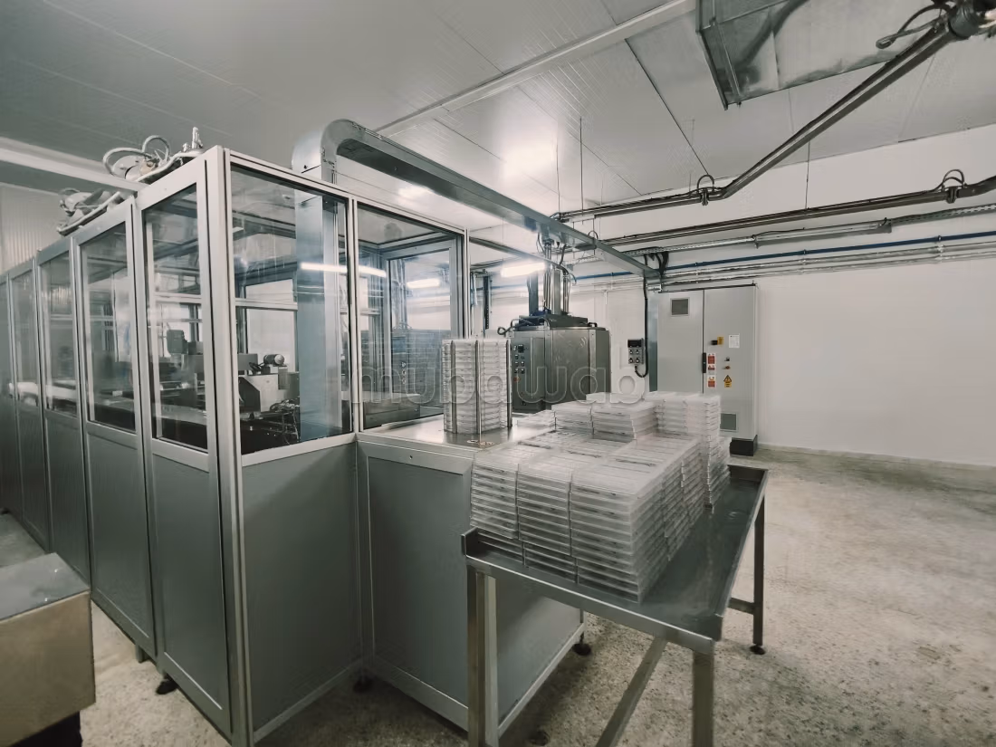 Usine en vente à Aïn Sebaâ. Surface de 1400 m²