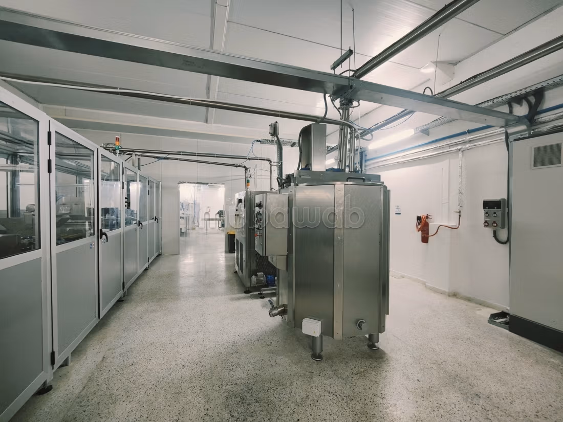 Usine en vente à Aïn Sebaâ. Surface de 1400 m²