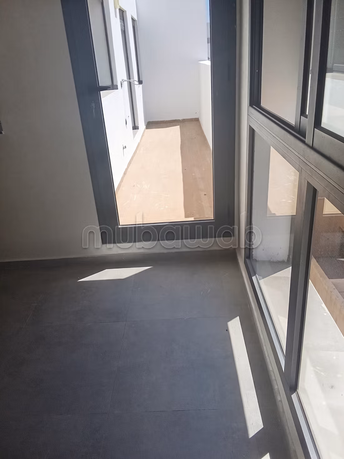 Very nice apartment for rent in Bouskoura Ville. 1 lovely room. Terrace and lift