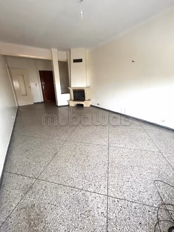 Appartamento vuoto in centro città