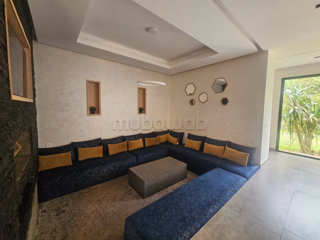 Magnifique villa à vendre à Route de l'Ourika. 4 chambres. Meublé
