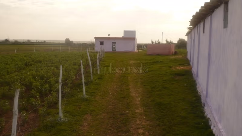 Grond van 5 hectare in Lhrouch, Sehoules de Salé