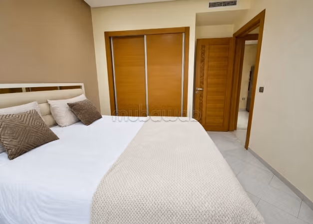 Appartement à l'achat à Secteur Touristique. Surface totale 95 m². Meublé