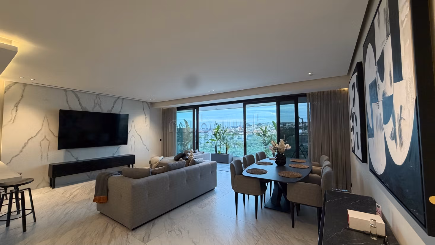 Luxurious High-End Apartment Never Inhabited