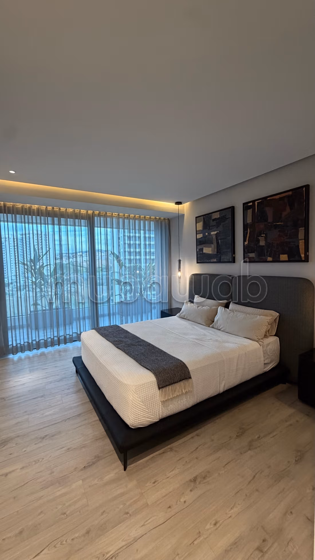 Luxurious High-End Apartment Never Inhabited