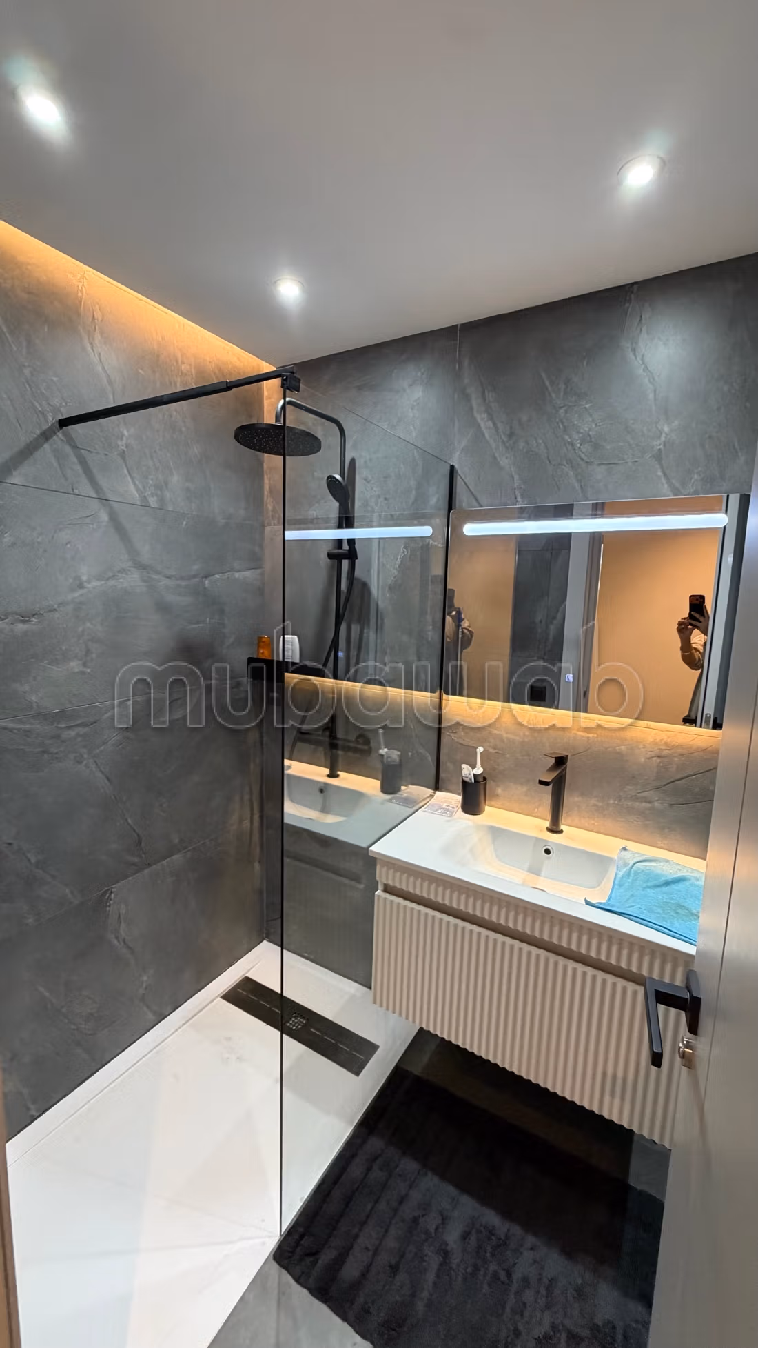 Luxurious High-End Apartment Never Inhabited