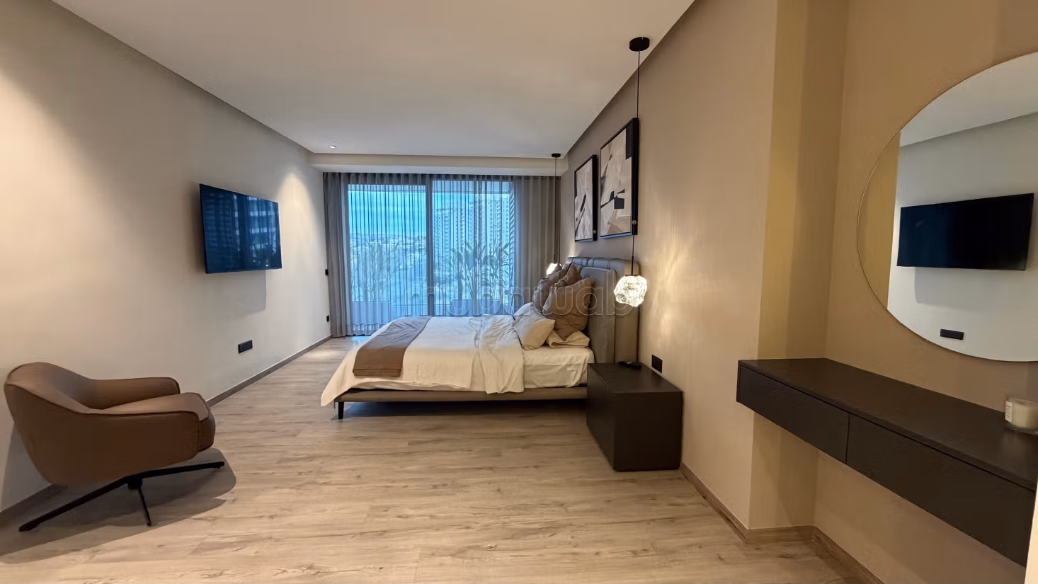 Luxurious High-End Apartment Never Inhabited