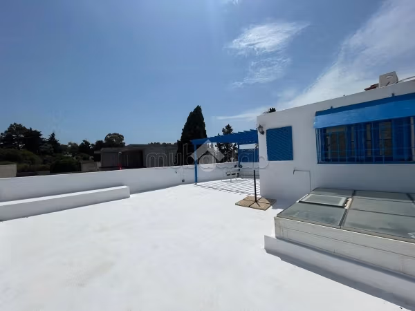 Villa indipendente in affitto