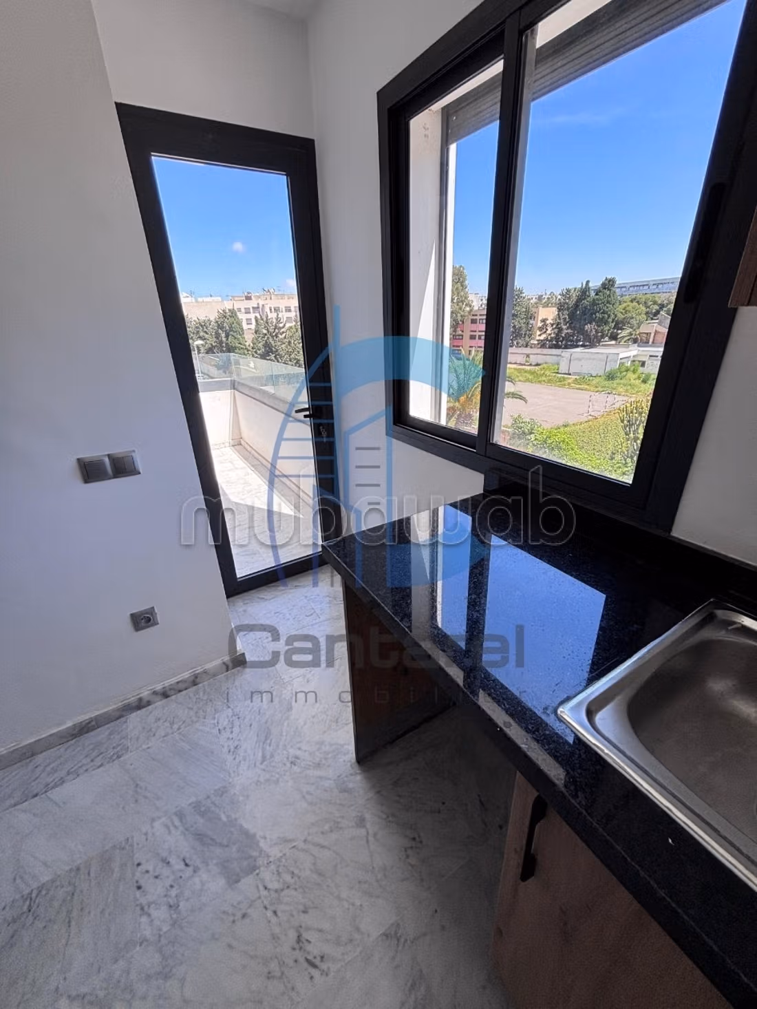 Location bel appartement neuf riviera