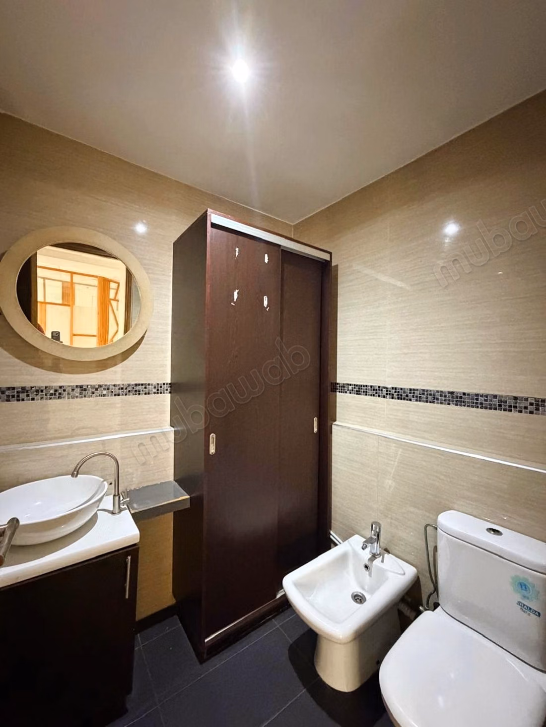 Private rents Office Plateau 72m2 on Bd Abdelmoune facing Tram Station