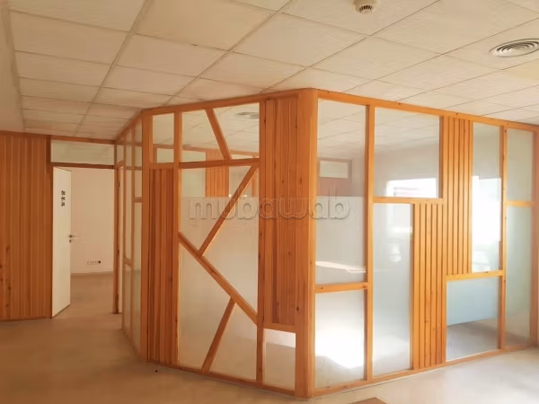 Privato affitta Piano Ufficio 72m2 a Bd Abdelmoune di fronte al Tram