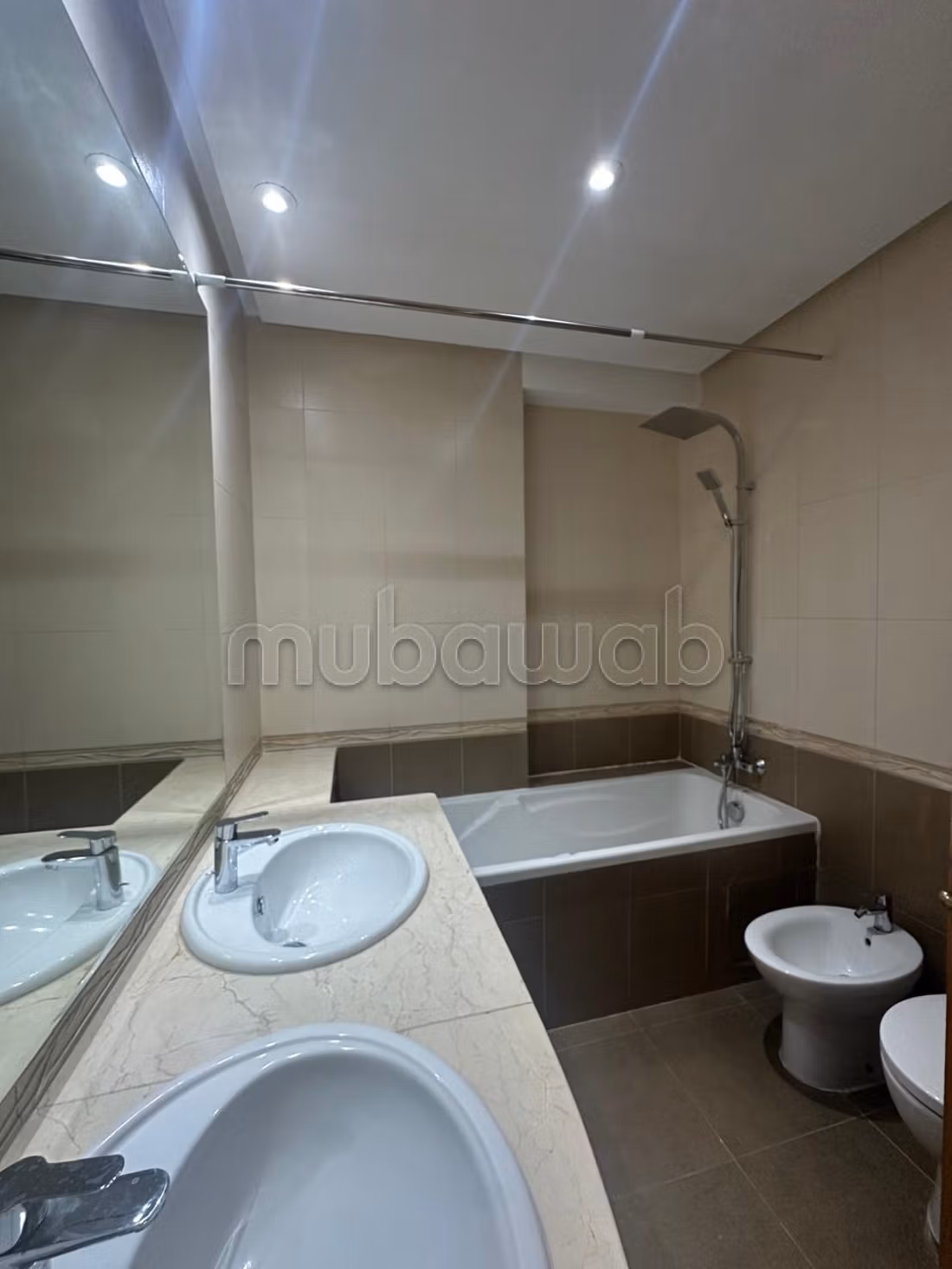 Location appartement Racine 214m2 dernier etg