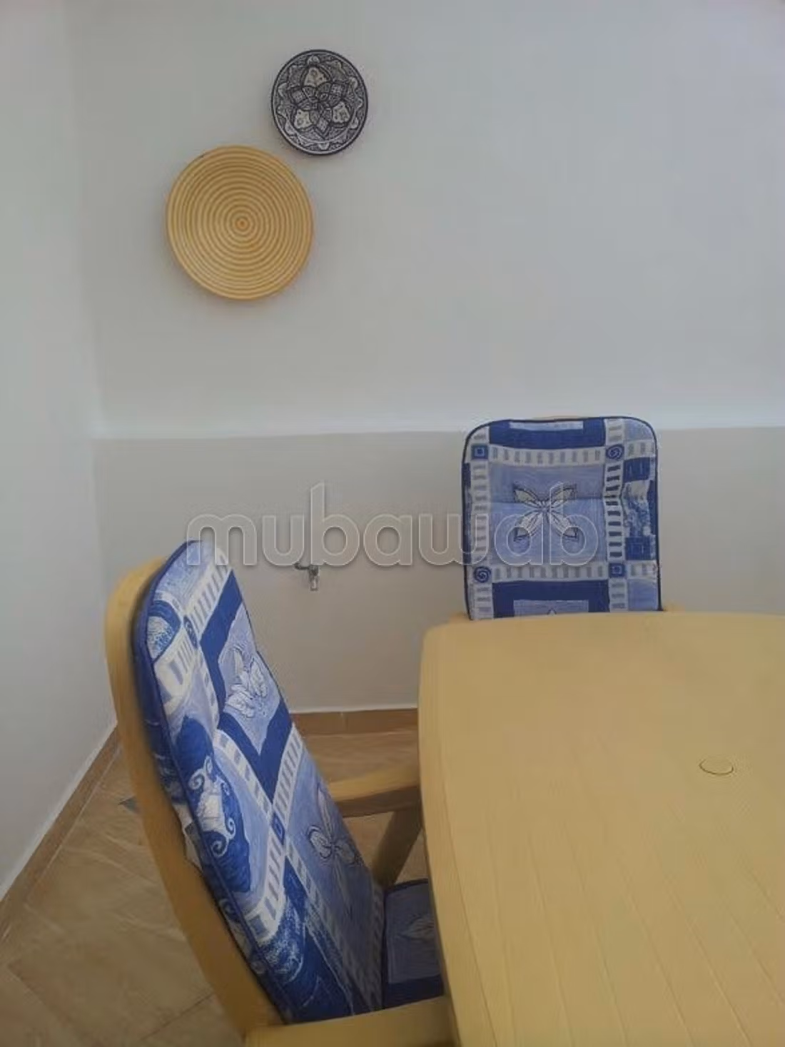 Piso en venta. 2 Habitación. Con muebles