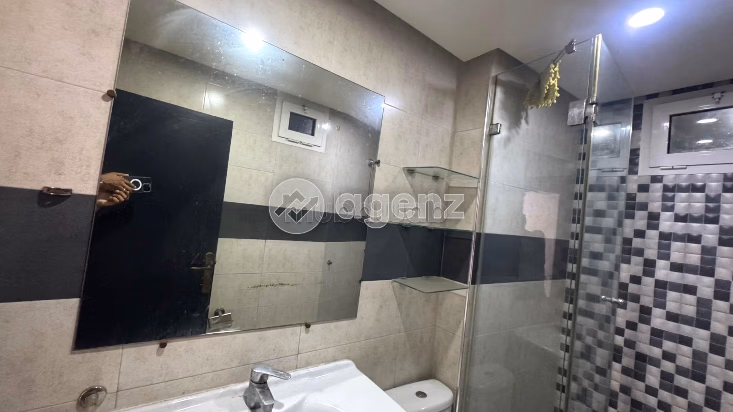 Appartamento in affitto di 140 m², 3 camere Mers Sultan Casablanca