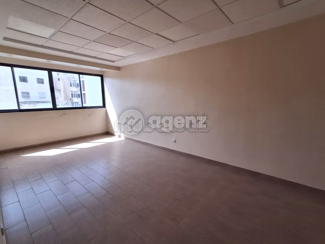 Bureau à vendre 103 m² Foncière Casablanca