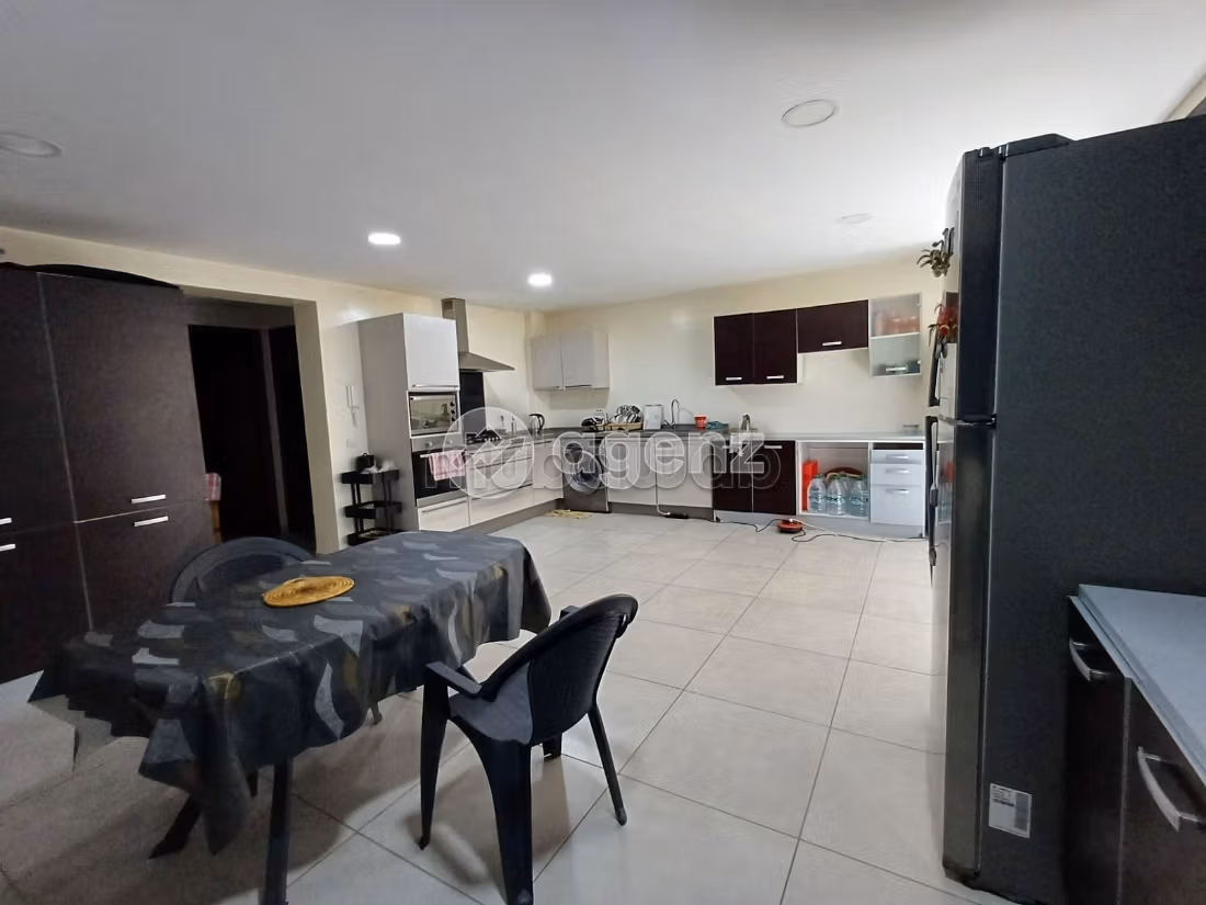 Villa à vendre 308 m², 3 chambres Tamaris Dar Bouazza