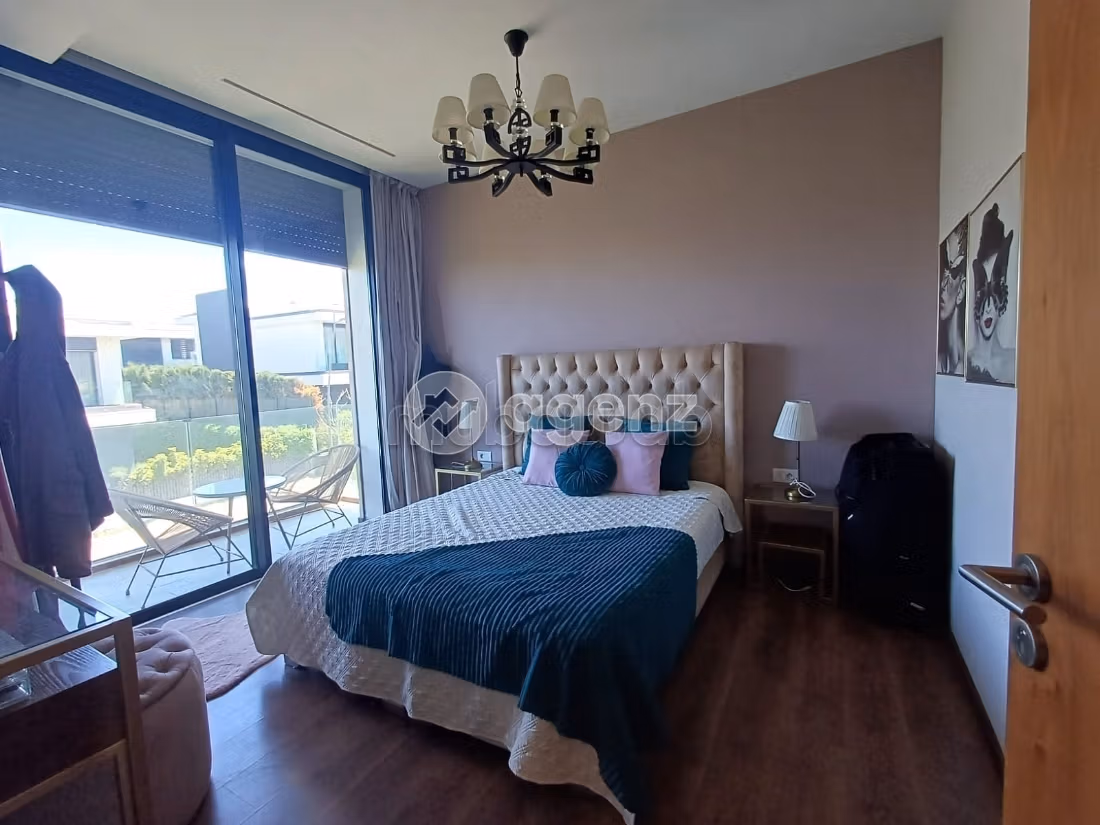 Villa à vendre 308 m², 3 chambres Tamaris Dar Bouazza