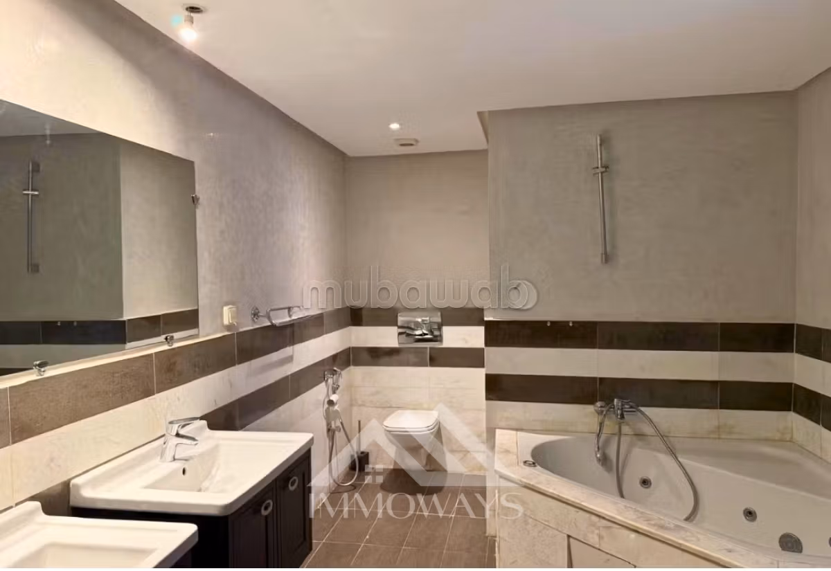 Duplex 220 m² con grande terrazza
