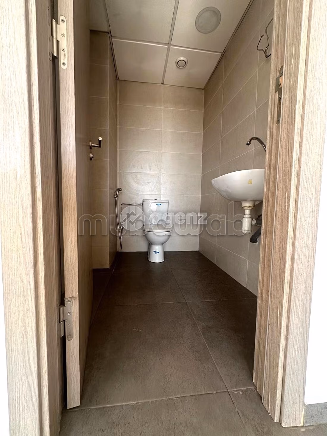 Ufficio in affitto 66 m² Anassi Casablanca