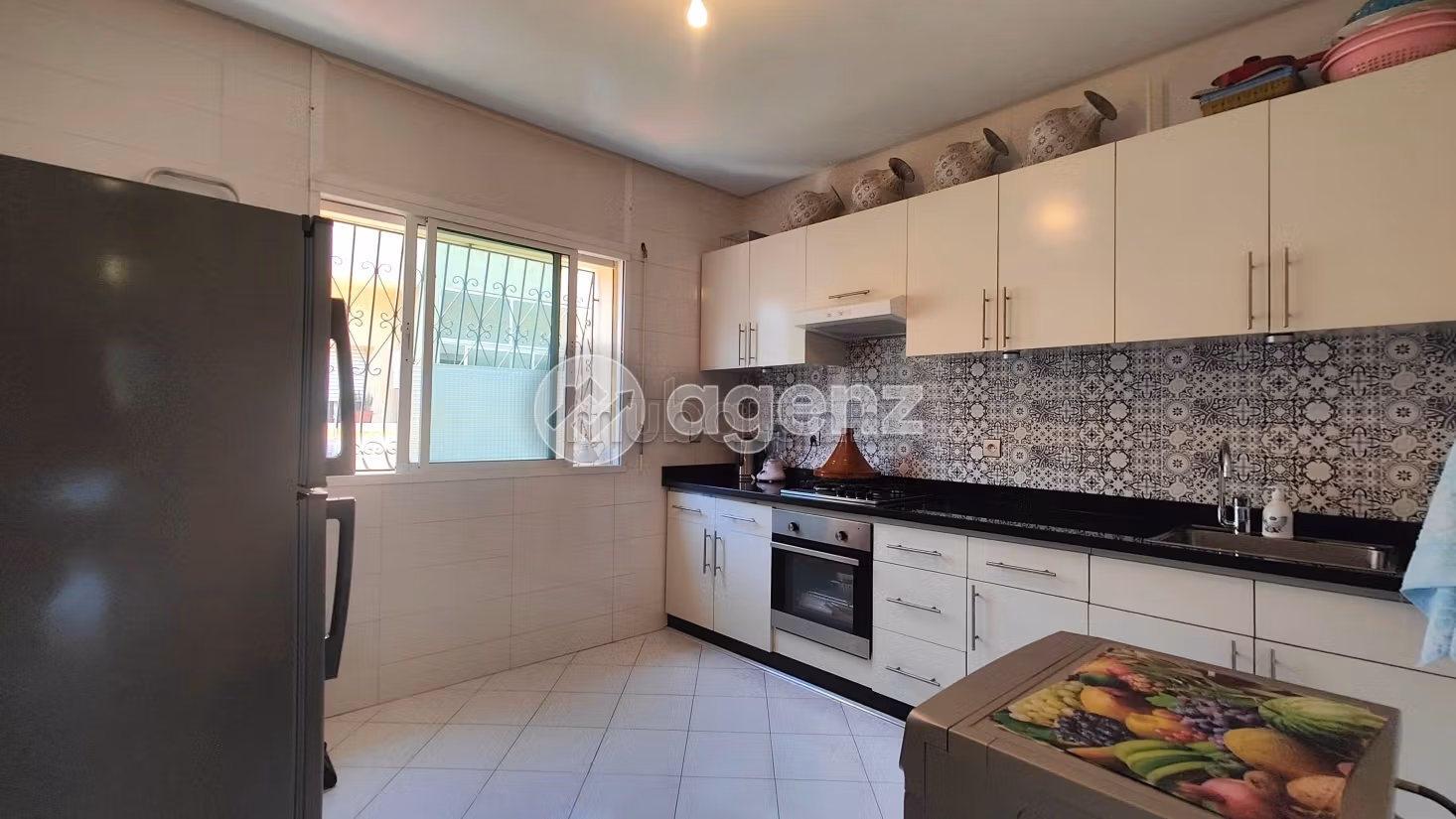 Appartamento in vendita 100 m², 2 camere Ain Chock Casablanca