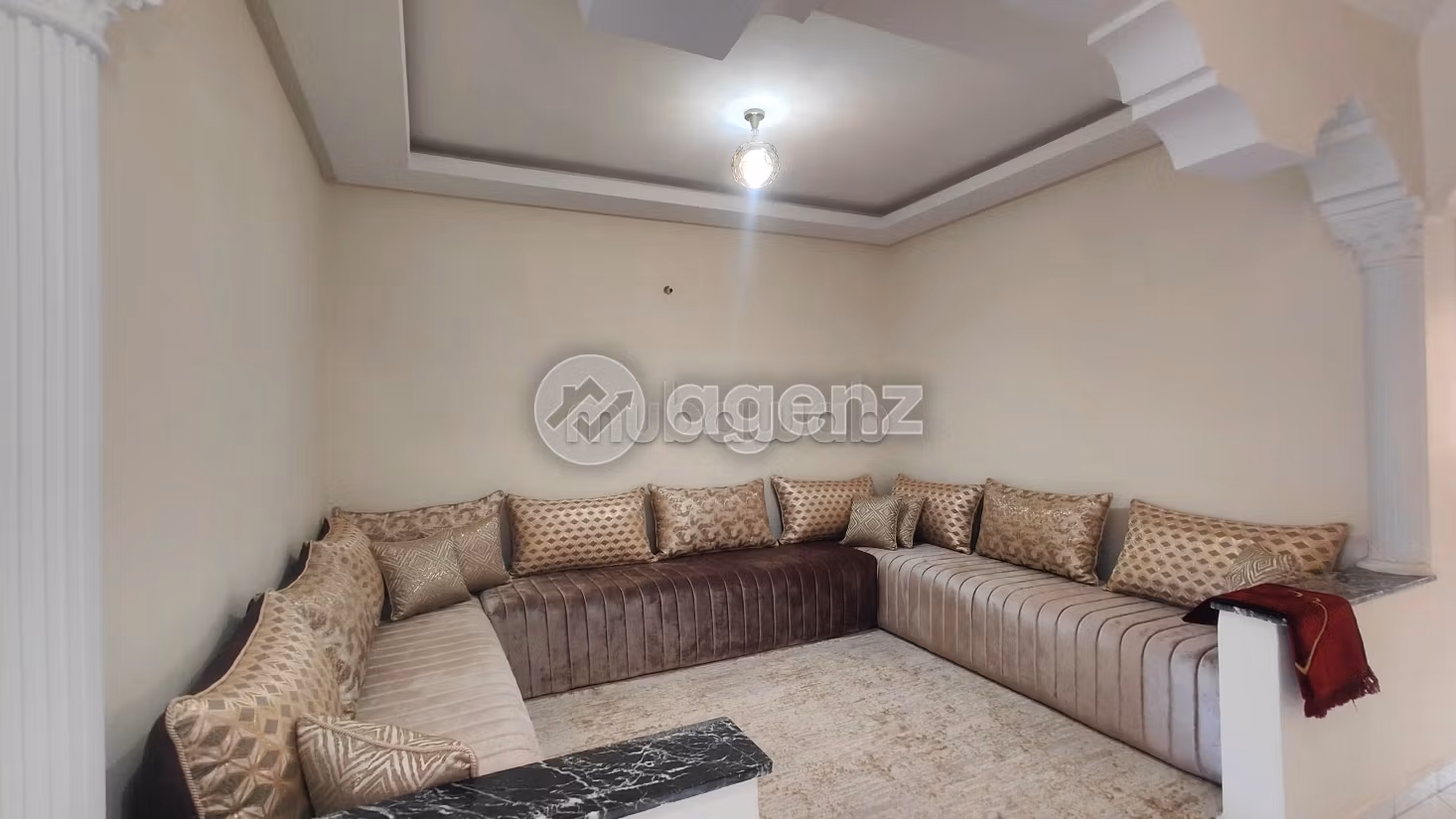 Appartamento in vendita 100 m², 2 camere Ain Chock Casablanca