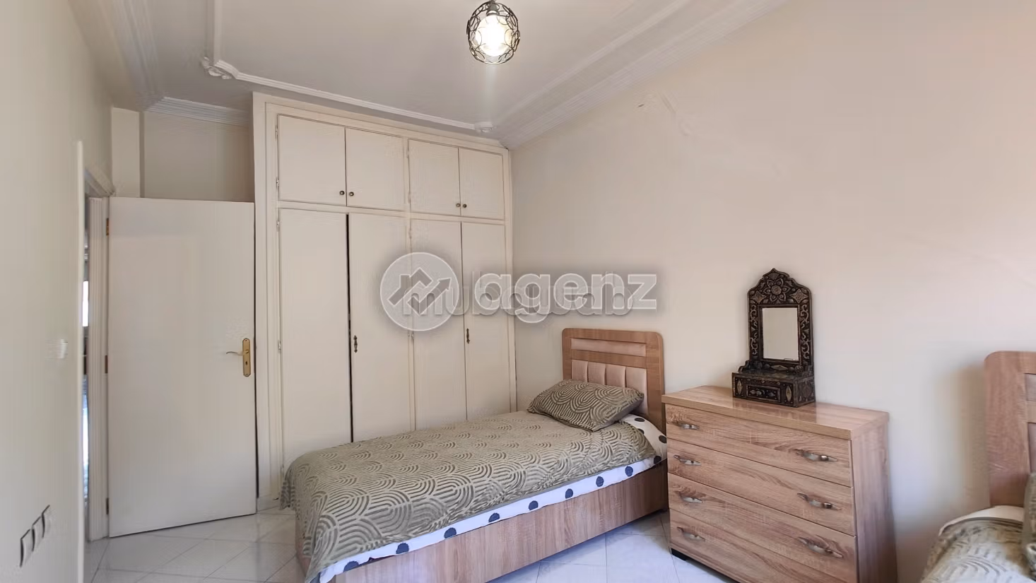 Appartamento in vendita 100 m², 2 camere Ain Chock Casablanca