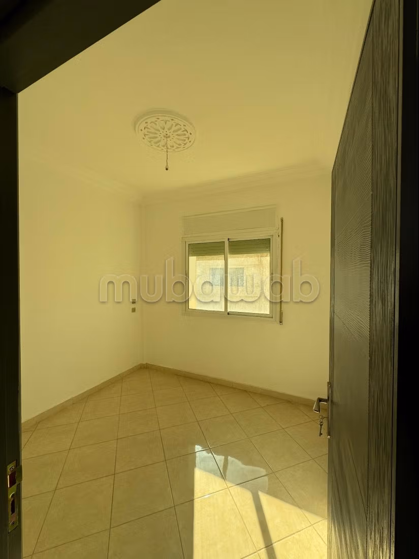 Piso en venta. 4 habitaciones. Terraza