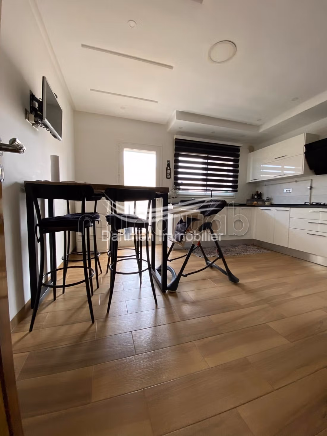Un joli étage de villa s3 sans meubles à louer