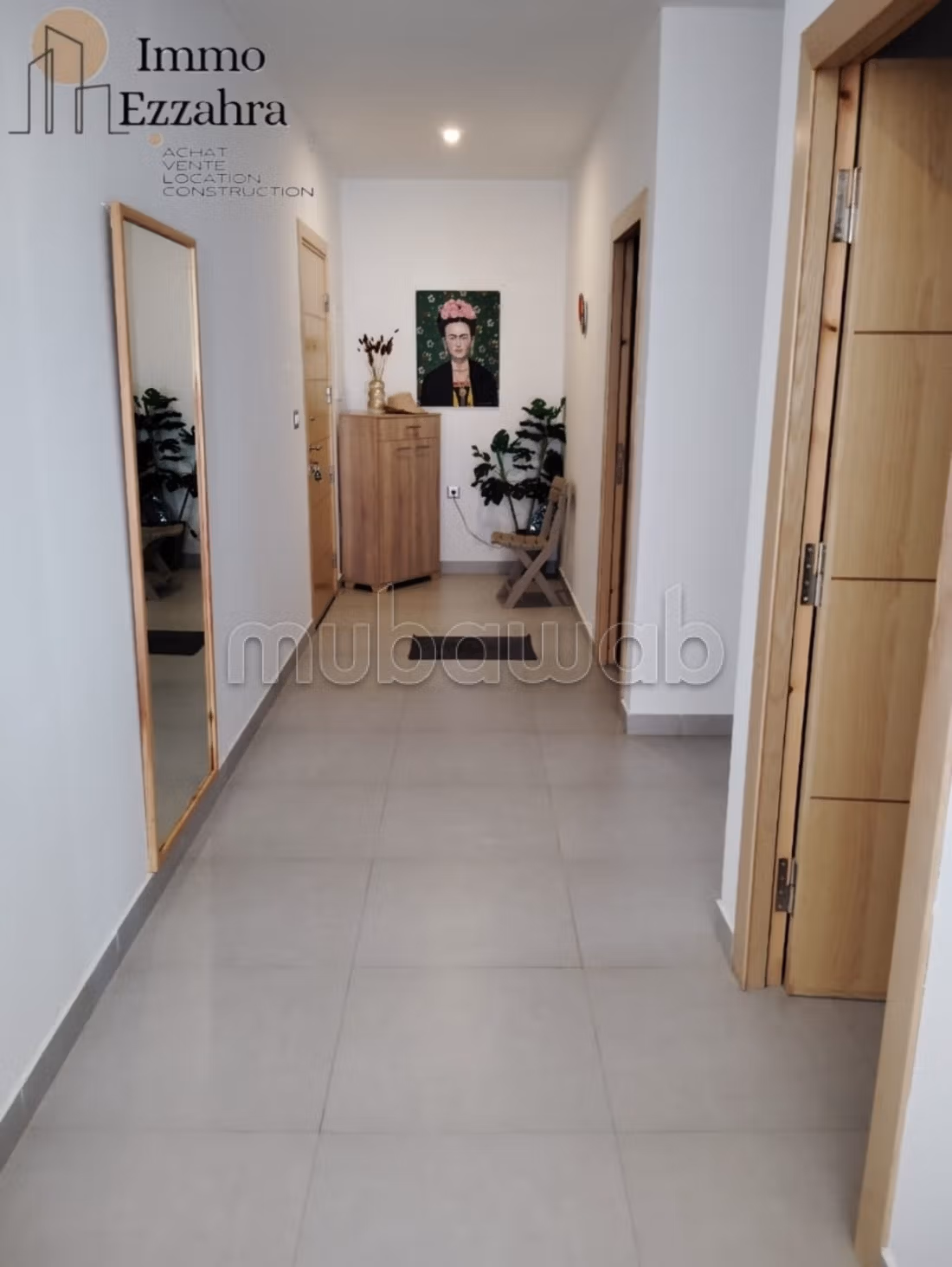 A vendre s2 en 1er étage 50m de la plage ezzahra