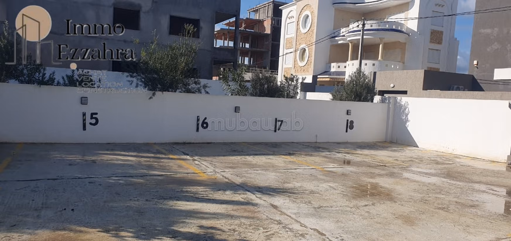 A vendre s2 en 1er étage 50m de la plage ezzahra