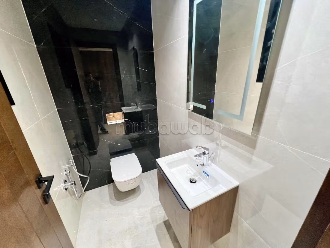 A vendre appartement s3 neuf à ennasr 2