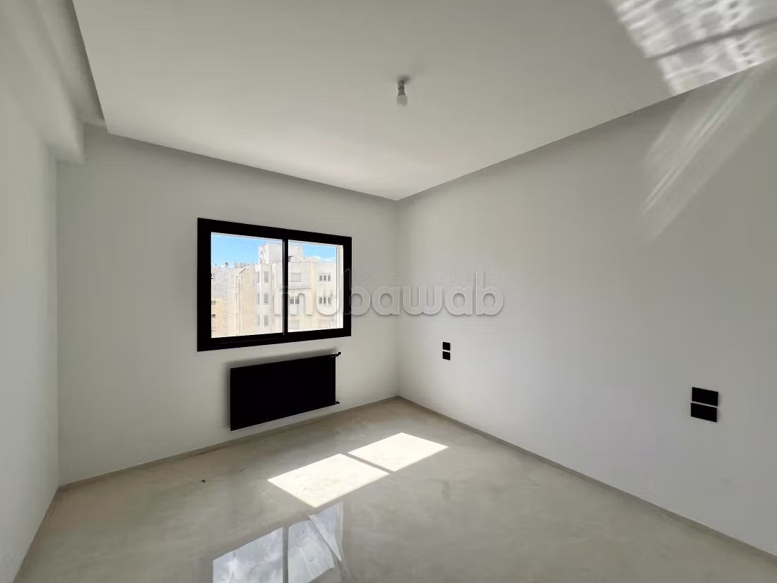 A vendre appartement s3 neuf à ennasr 2