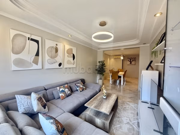 Furnished apartment with 3 bedrooms in Guéliz LOM26056