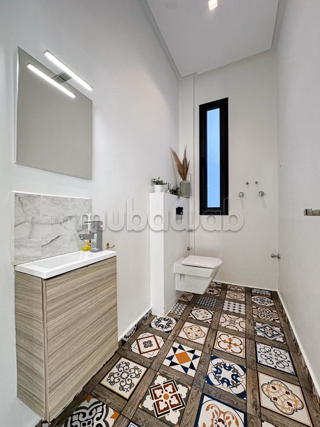 Maison de luxe à louer à Mediouna. Surface de 800 m². Piscine et cheminée