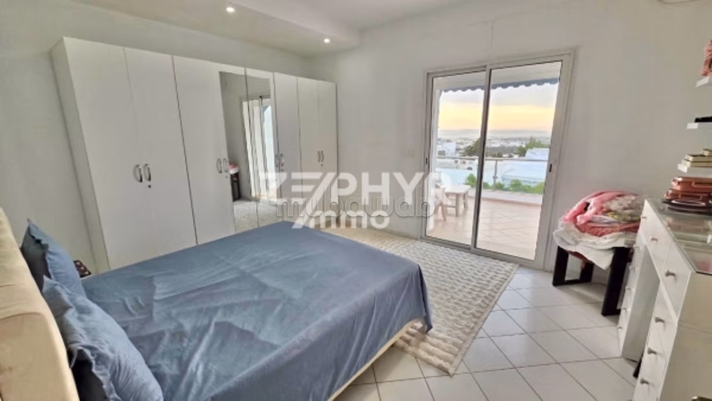 In vendita duplex S3 a Gammarth