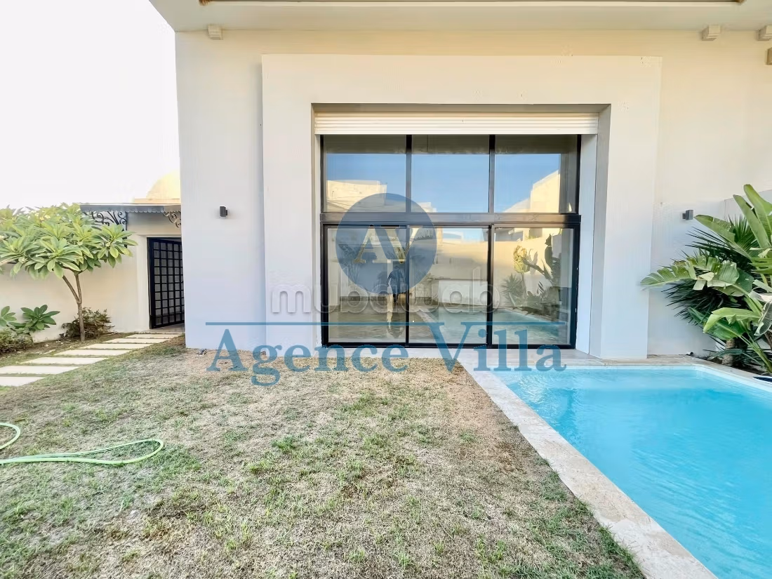 Superba villa S5 con piscina a Gammarth