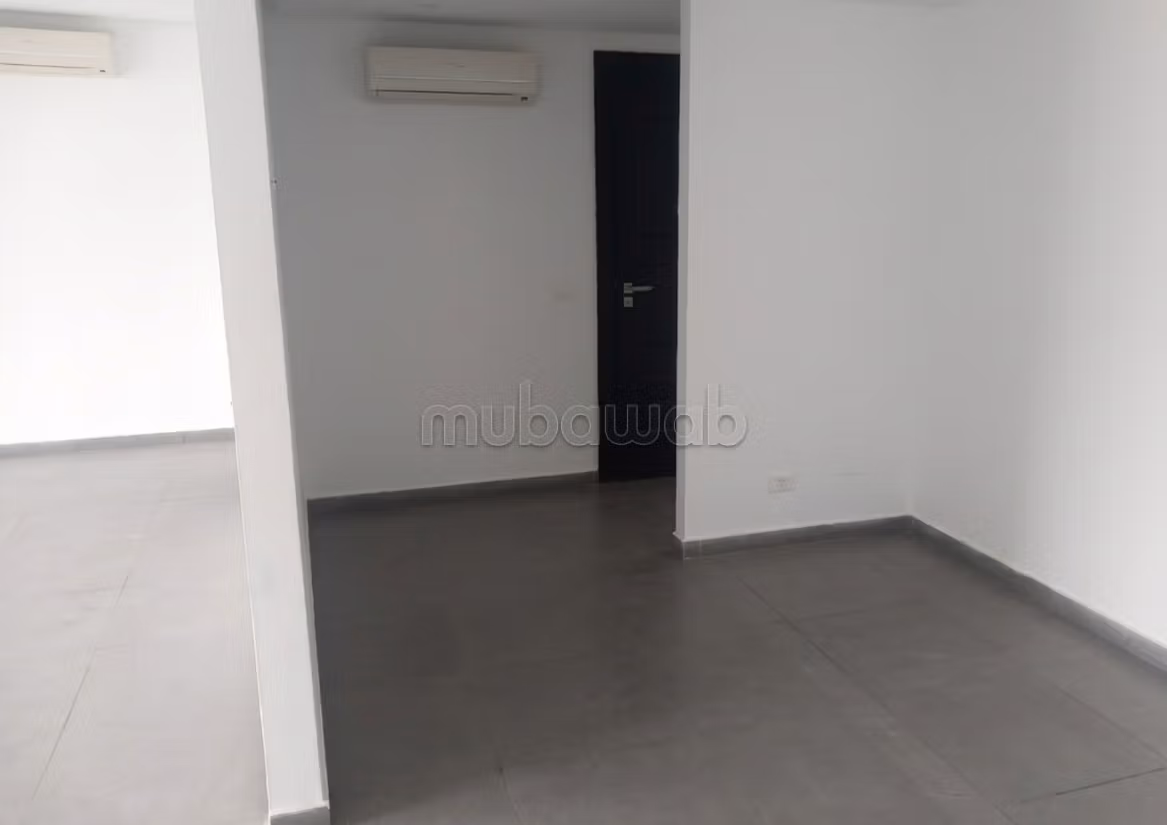 A louer Bureau H1 – 94 m² – Les Berges du Lac 2
