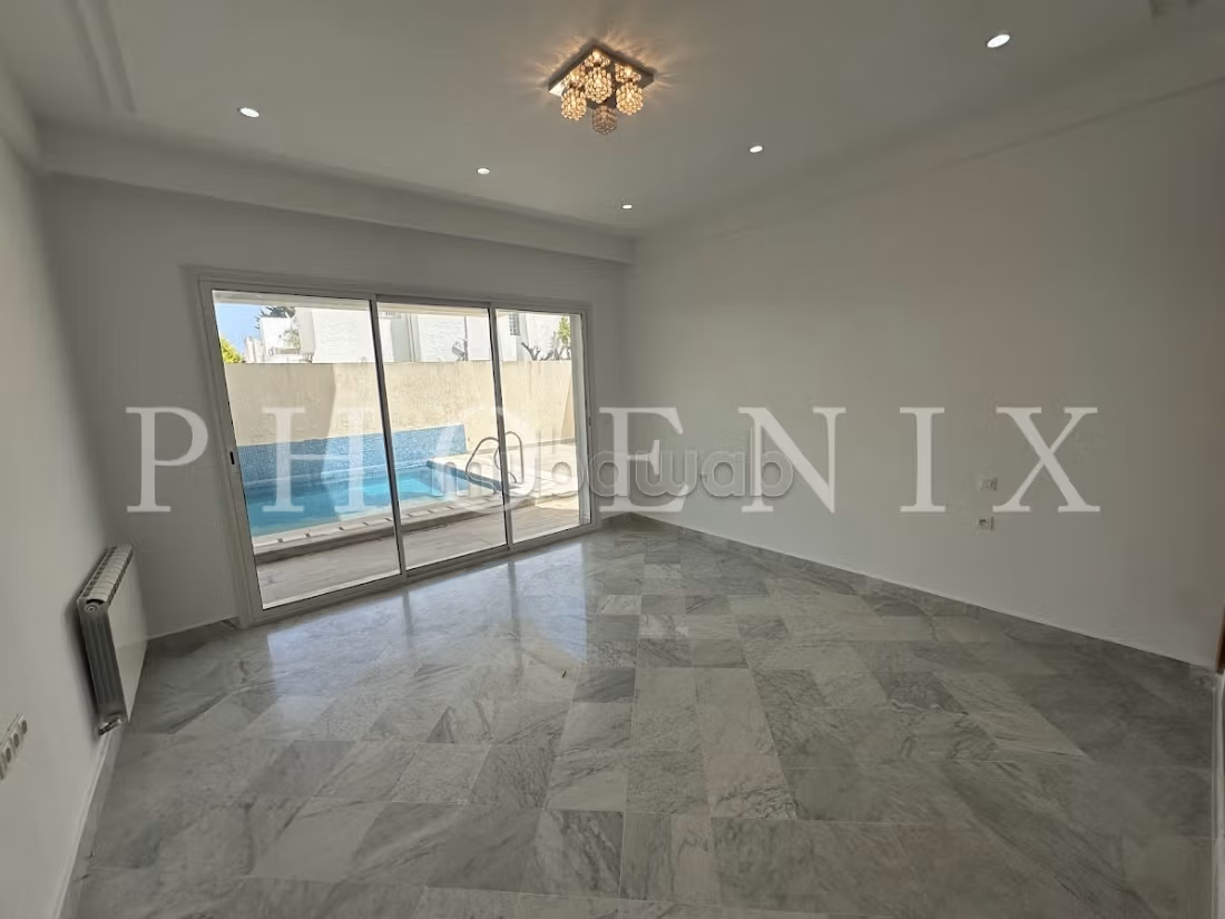 Souplex S5 with pool in La Marsa