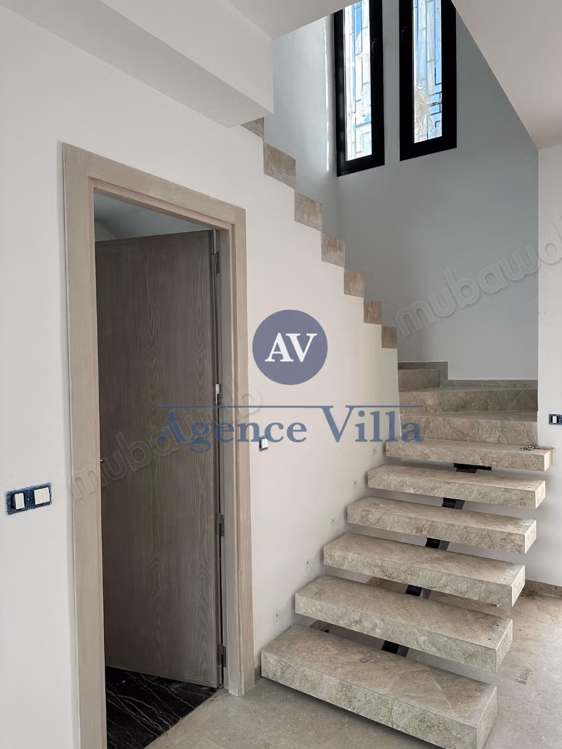 Villa a Cartagine s4 con piscina e giardino