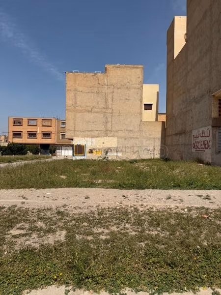 Land for sale in Lazaret.
Area of 196 m²