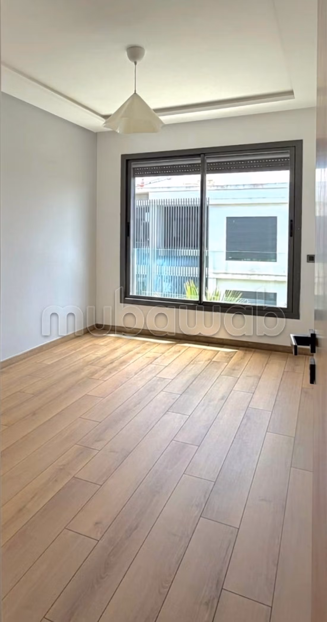 À vendre bel appartement à Darbouazza