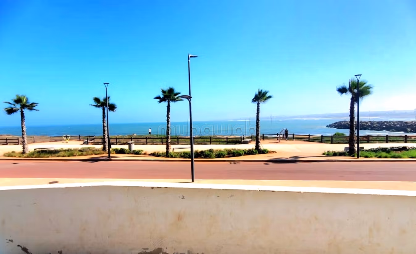 À vendre bel appartement à Darbouazza