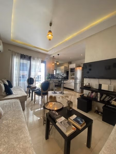 Louez cet appartement à oasis. 1 belle chambre. Meublé