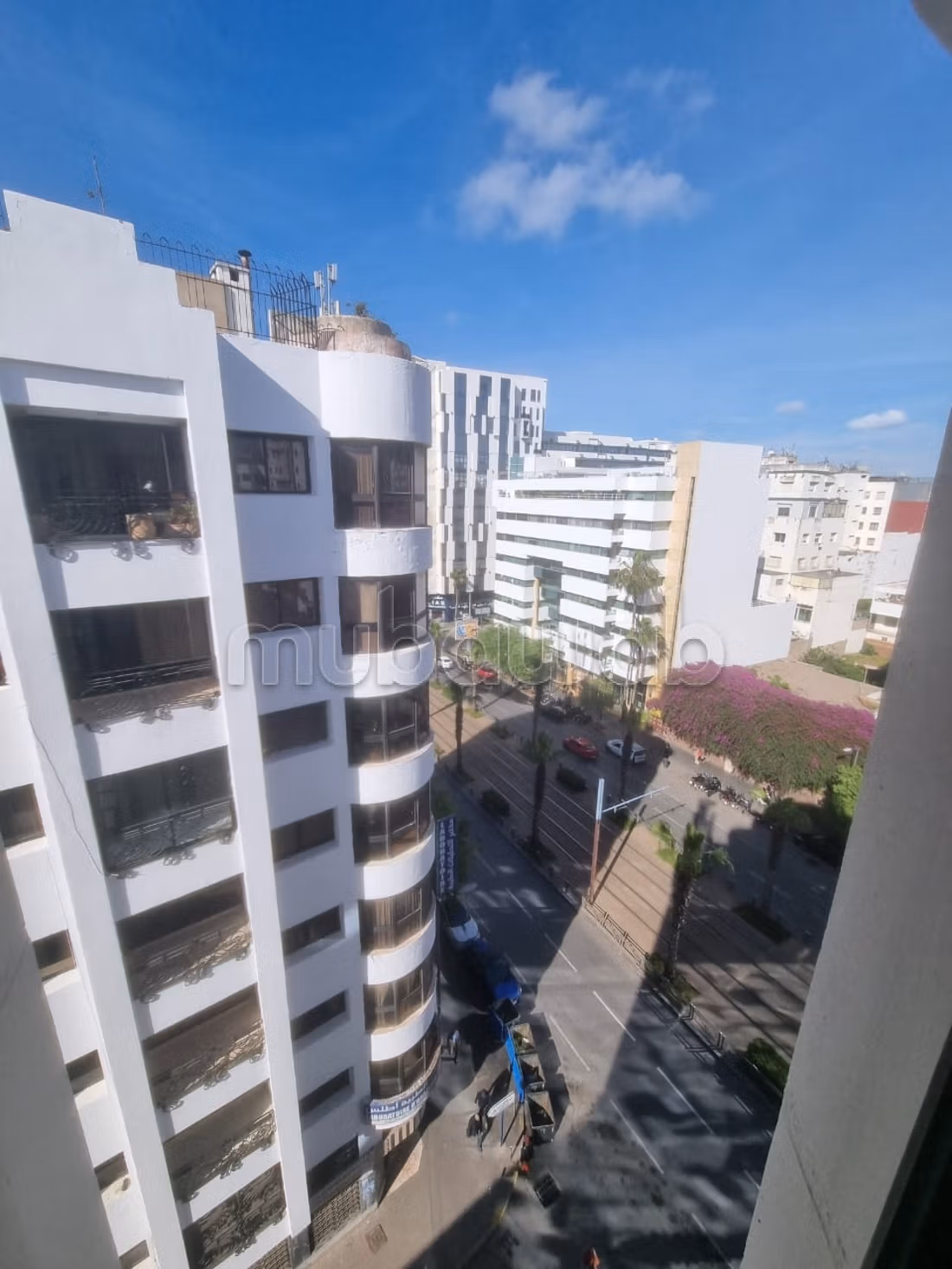 Ufficio in Affitto Abdelmoumen Tramway e Parcheggio