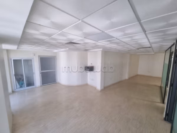 Bureau a Louer Abdelmoumen Tramway et Parking